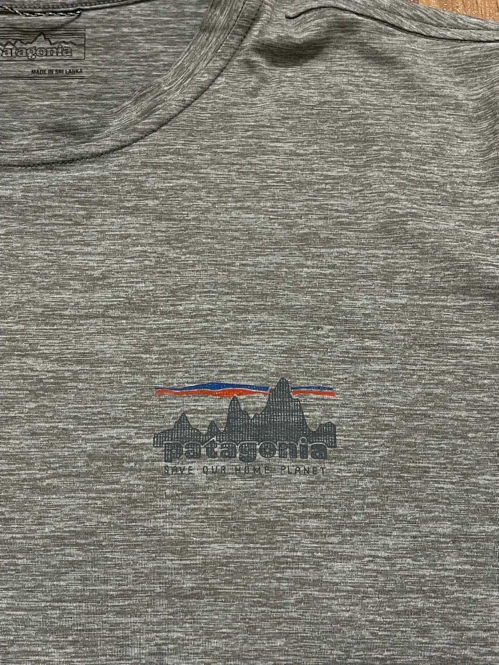 Patagonia Men's Capilene Cool Daily Graphic Shirt - Picture 3 of 7